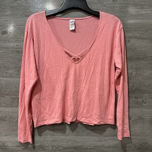 Victoria's Secret Victoria Sport pink long sleeve top size medium